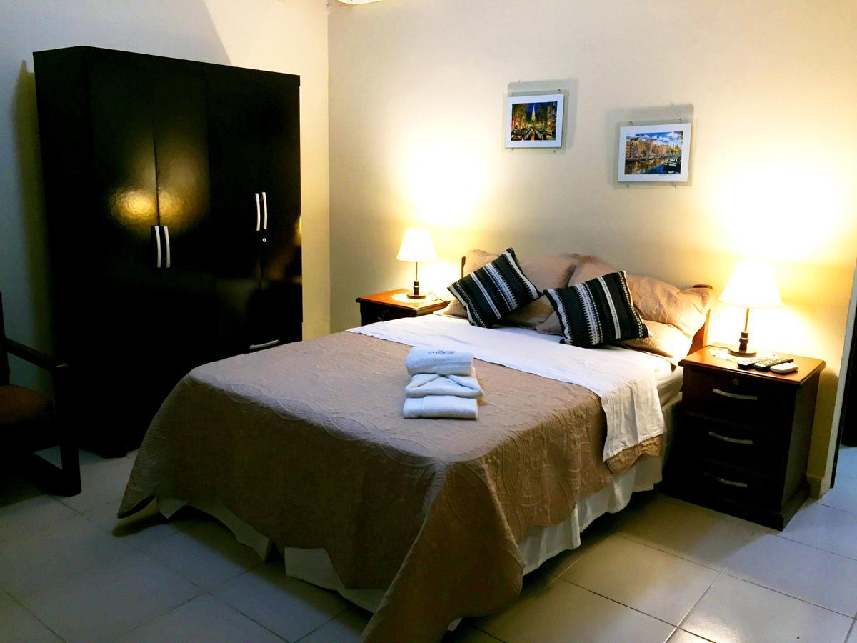 Los Jazmines Hotel Resort Warnes Eksteriør bilde
